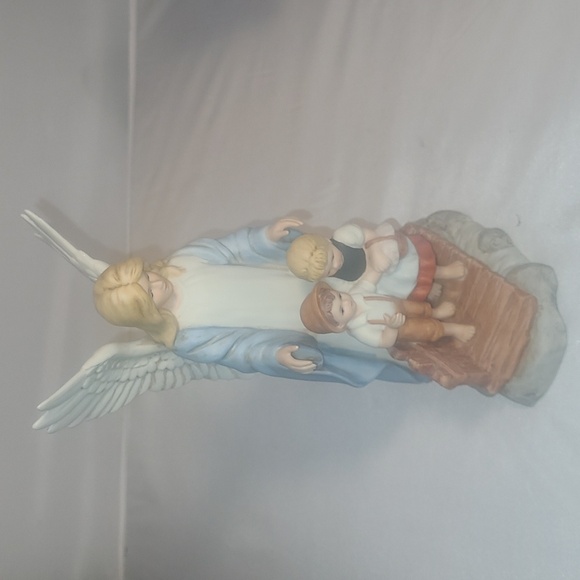 Home Interior 2 Collectible Porcelain Angel Figurines - Picture 9 of 16